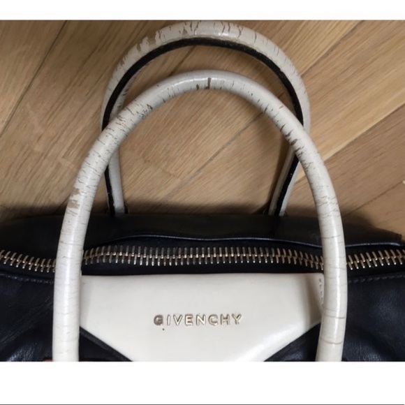 Givenchy Antigonia Medium Satchel - Picture 3 of 5